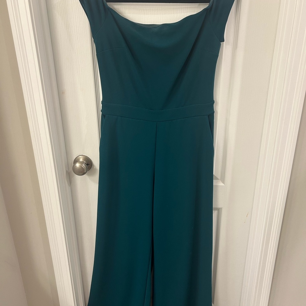Express Blue Jumpsuit with Scoop Neckline and Streamlined Silhouette